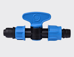 Plastic valve for the system "drop by drop"